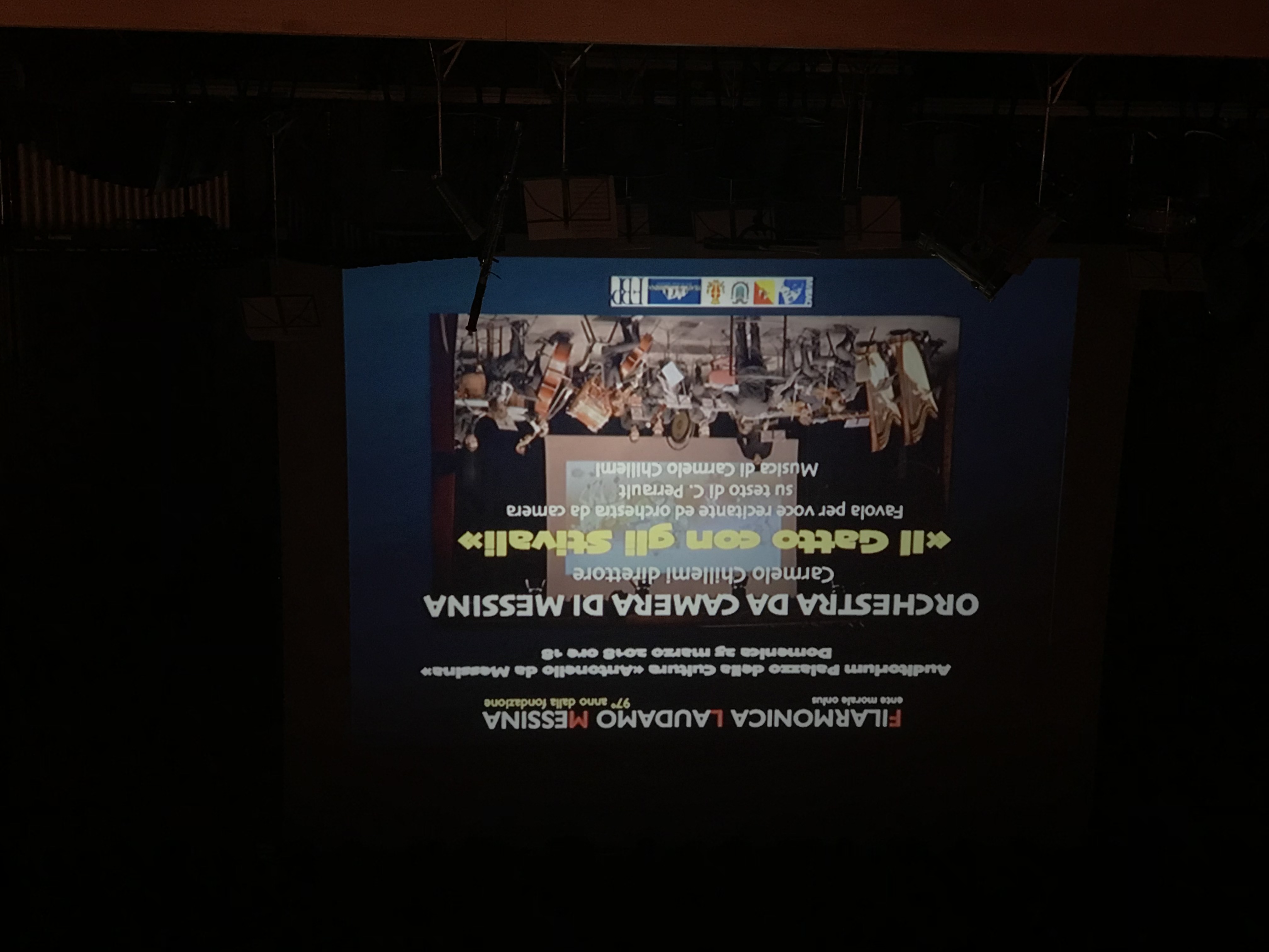 Proiezione su schermo — Orchestra da Camera di Messina, Il Gatto con gli Stivali, Palacultura Antonello 25 marzo 2018
